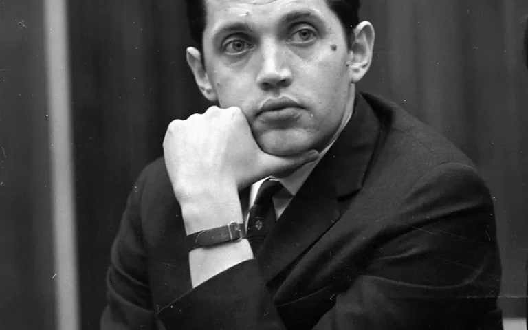 Роберт Рождественский «Спасибо, жизнь»